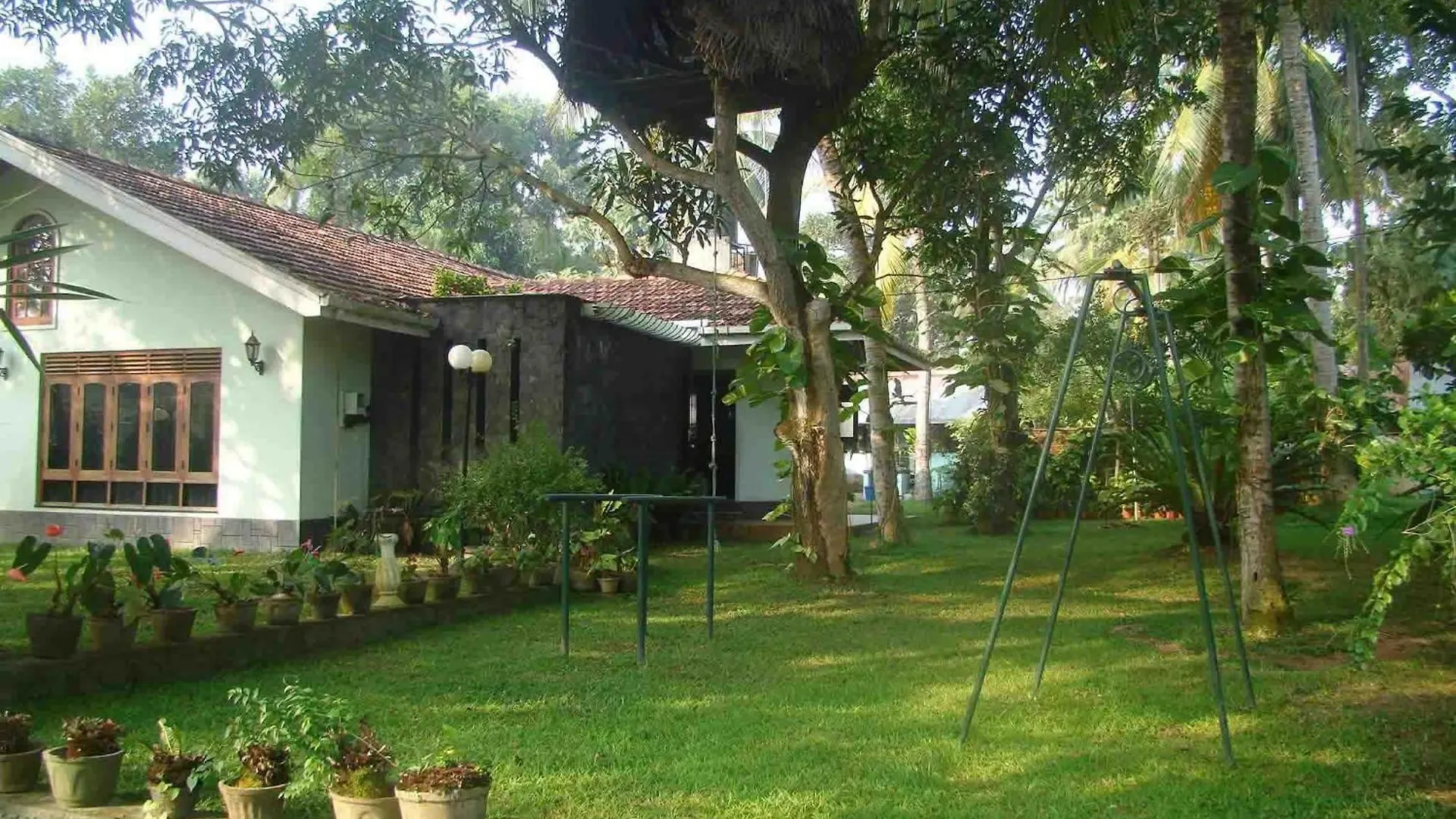 Villa Shade Negombo