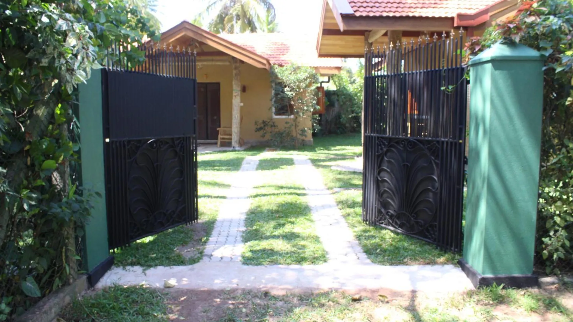 Villa Shade Negombo