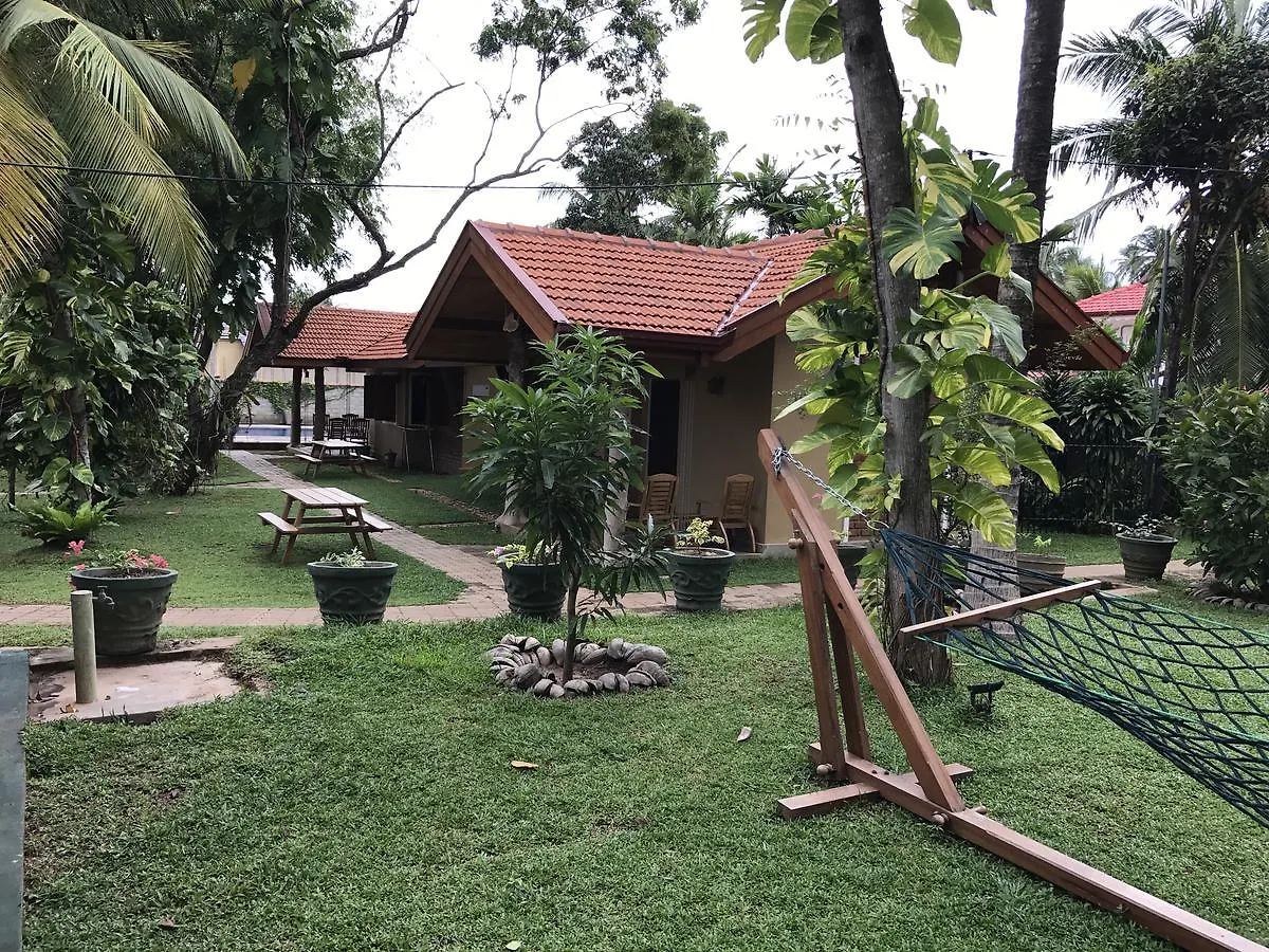 Villa Shade Negombo Sri Lanka