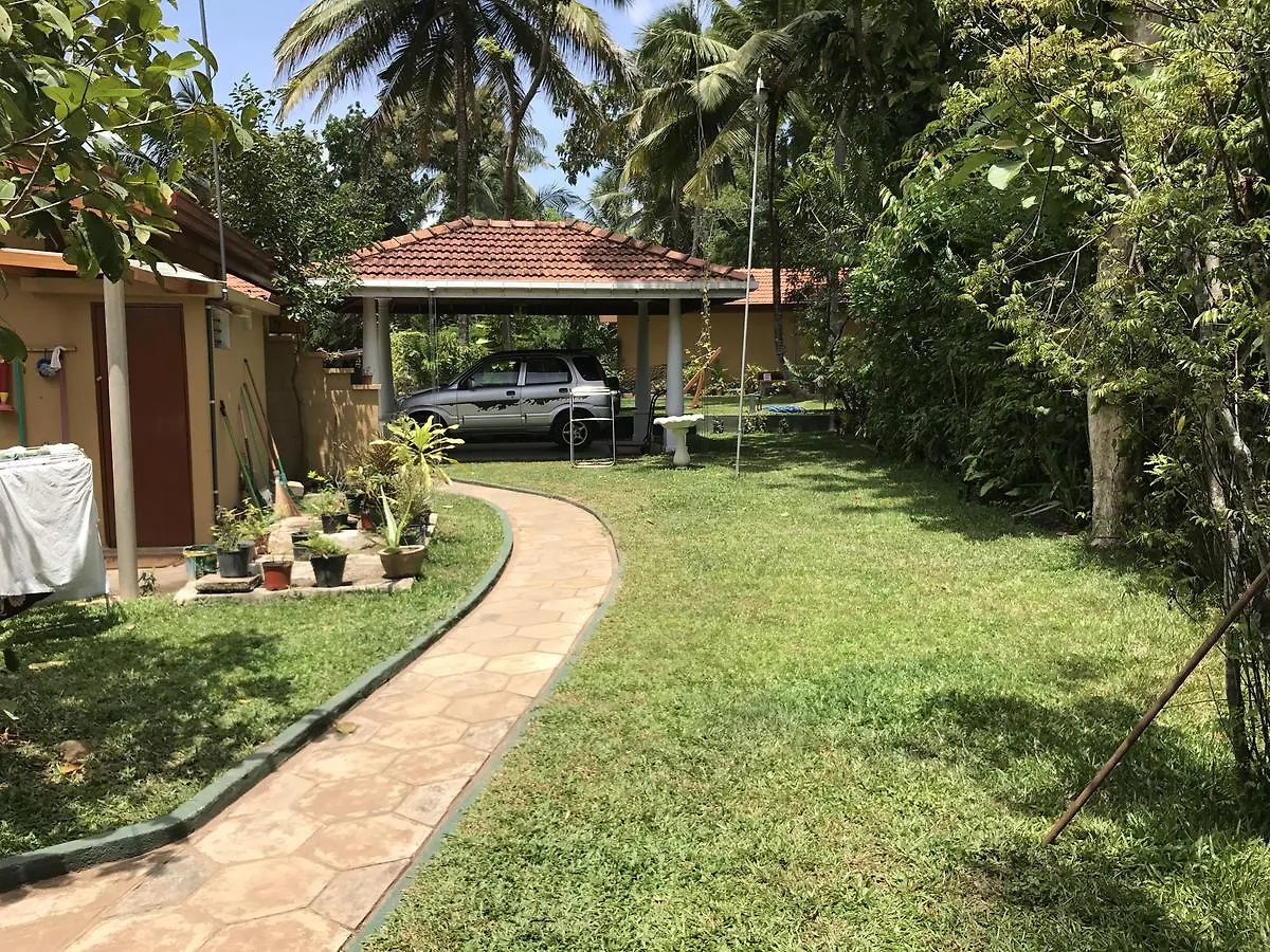 Villa Shade Negombo