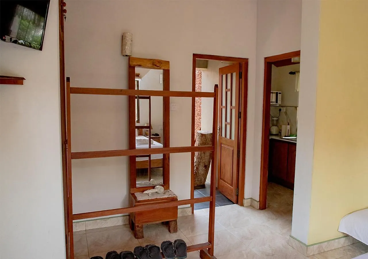 Villa Shade Negombo 0*,